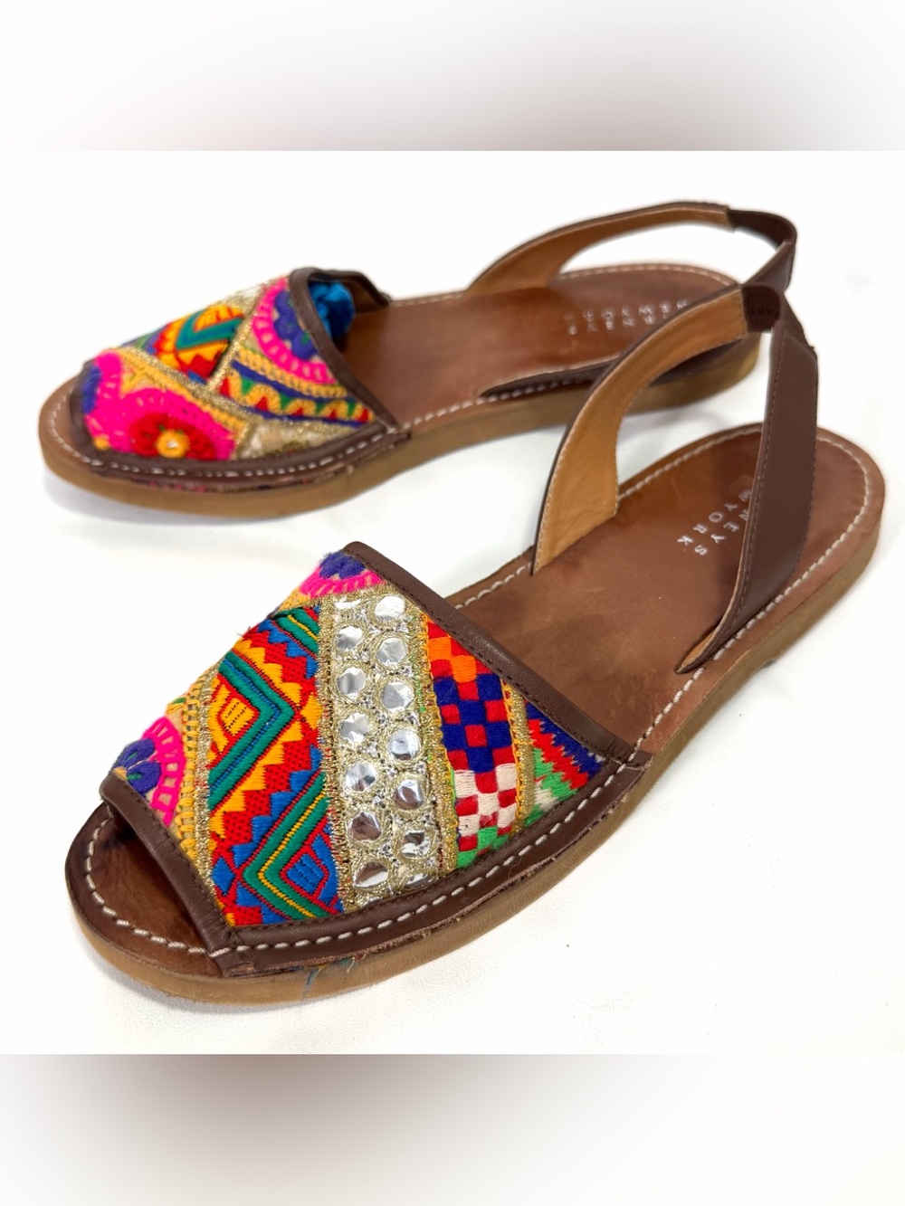 Barneys New York Slingback Tribal Sandals 8 / 38 Open Toe Women’s Flat Slip On